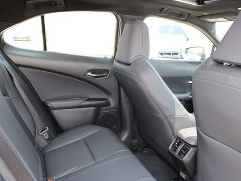 Certified 2025 Lexus UX 300h FWD image 7