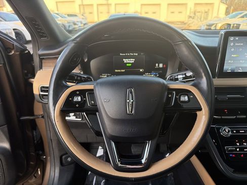 Certified 2022 Lincoln Corsair Grand Touring w/ Elements Technology Bundle image 21