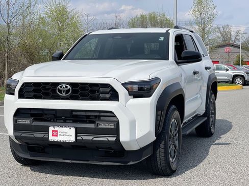 Certified 2025 Toyota 4Runner TRD Off-Road AWD/4WD image 13