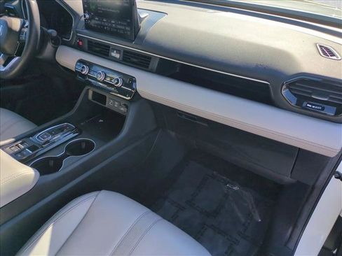 Used 2025 Honda Pilot EX-L image 21