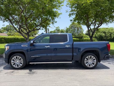 Used 2021 GMC Sierra 1500 Denali w/ Denali Ultimate Package AWD/4WD image 7