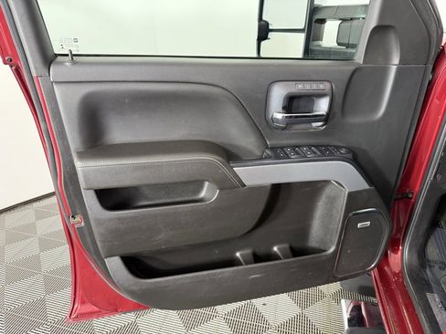 Used 2018 Chevrolet Silverado 2500 LTZ w/ Duramax Plus Package image 13