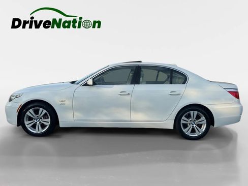 Used 2010 BMW 528i xDrive Sedan AWD/4WD image 8