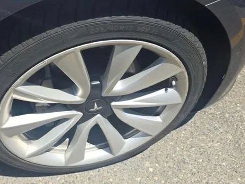 Used 2019 Tesla Model 3 Standard Range Plus RWD image 13