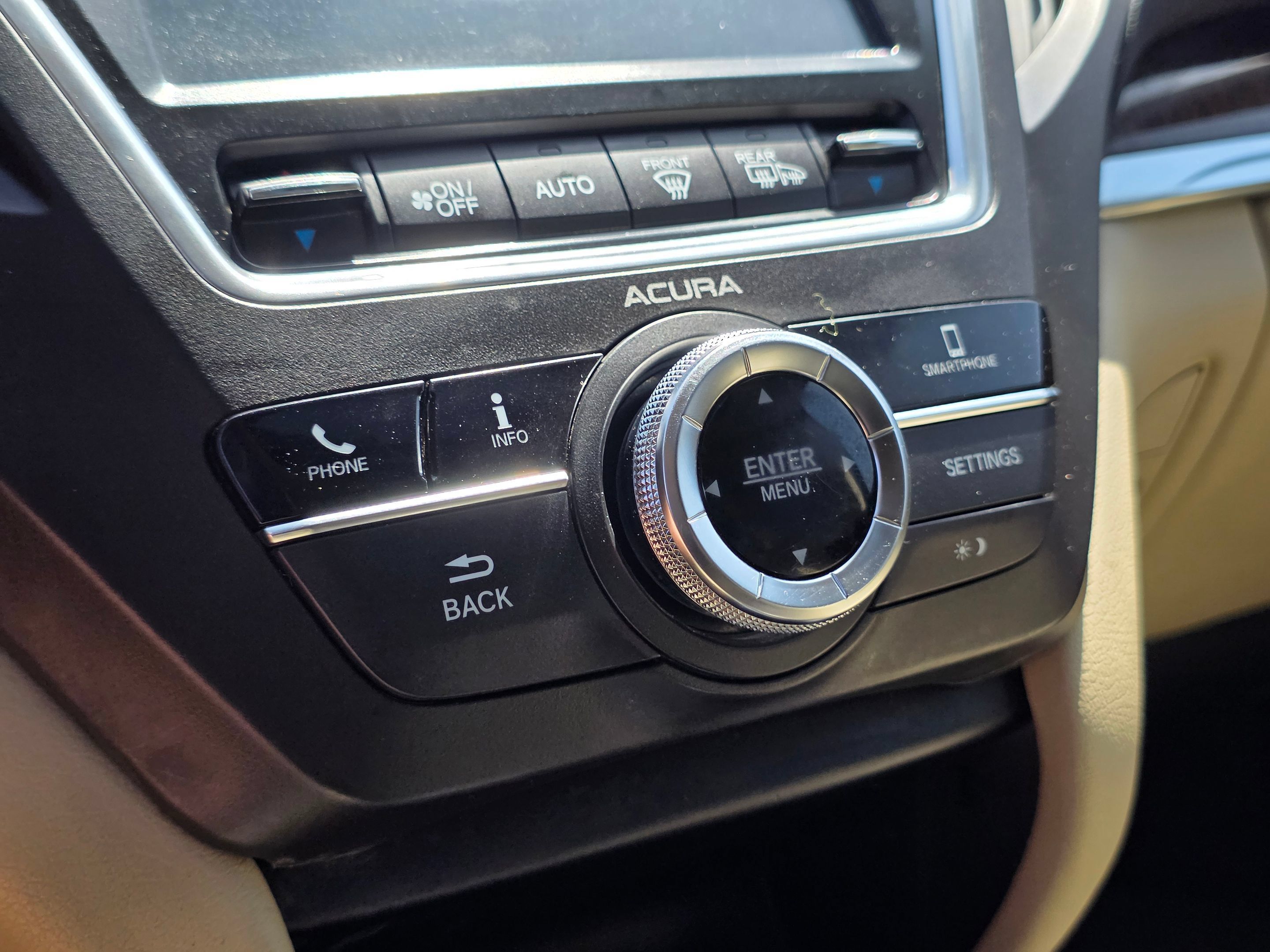 Used 2018 Acura MDX FWD image 40