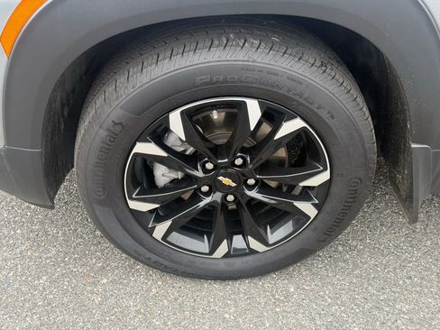 Used 2023 Chevrolet TrailBlazer LT image 11