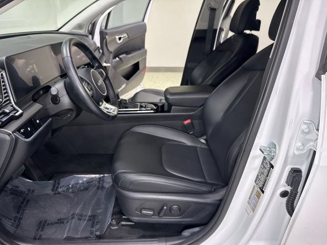 Used 2023 Kia Sportage EX FWD image 15