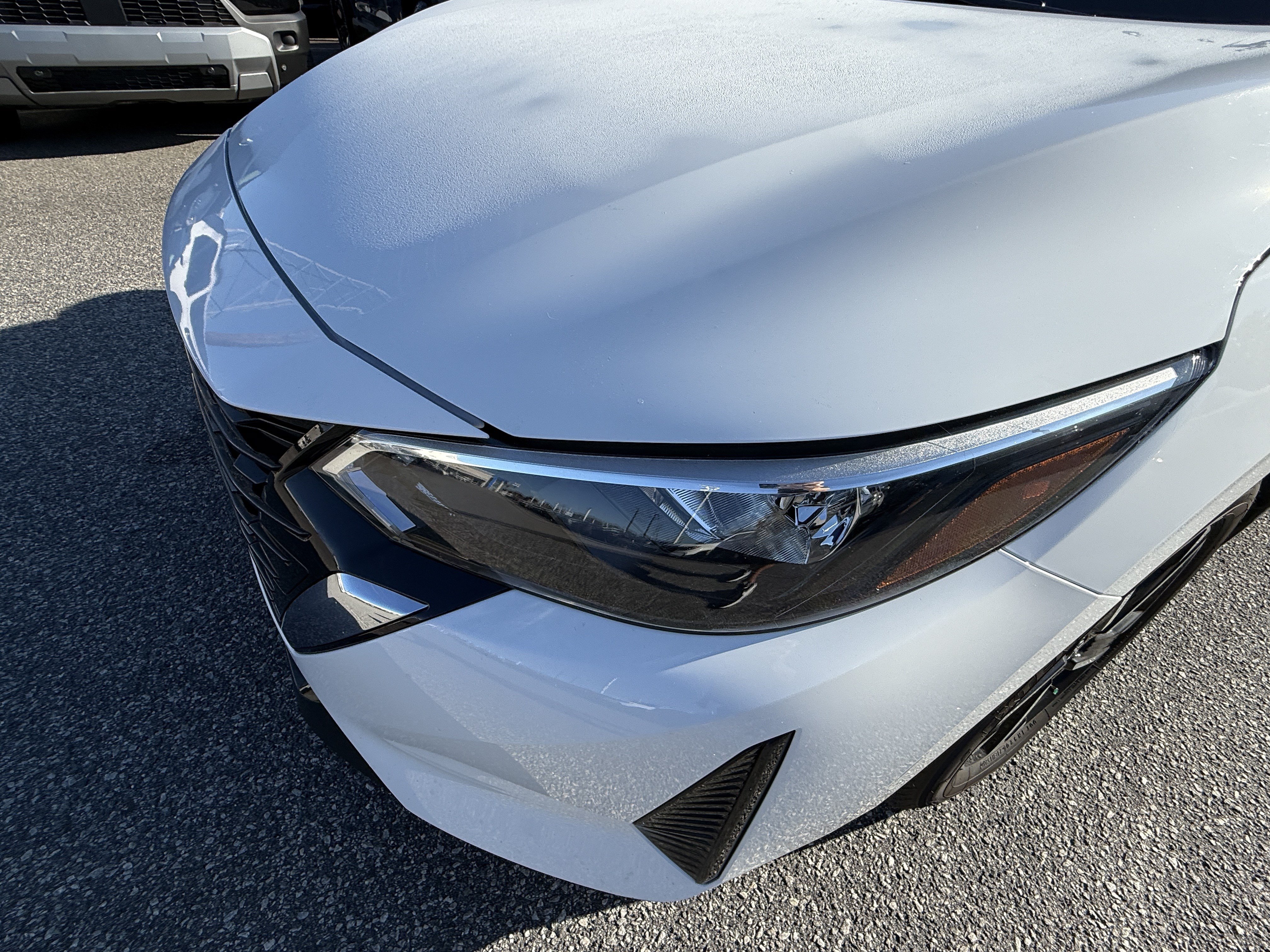Used 2025 Nissan Sentra SV FWD image 6