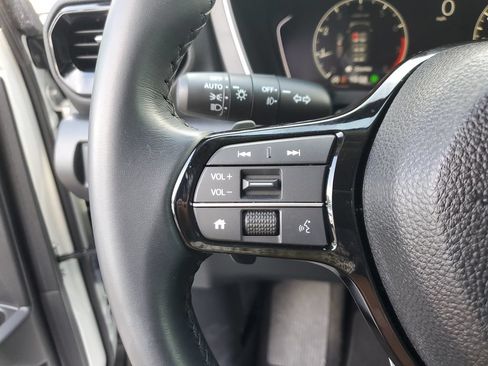 Used 2025 Honda Pilot EX-L image 28