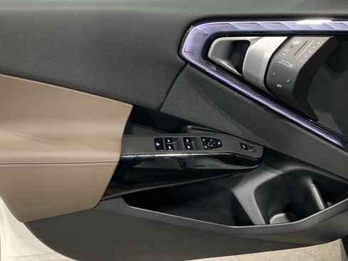 Used 2026 BMW X3 xDrive30 w/ Premium Package image 11