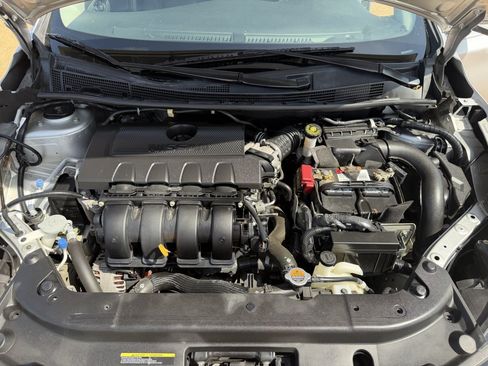 Used 2016 Nissan Sentra S FWD image 31