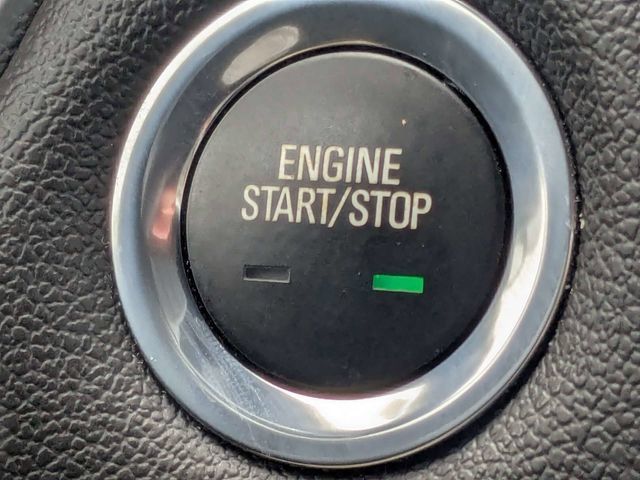 Used 2022 Chevrolet Traverse High Country FWD image 32