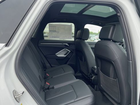 New 2025 Audi Q3 2.0T Premium image 15