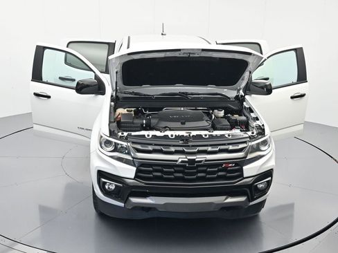Used 2022 Chevrolet Colorado Z71 AWD/4WD image 44