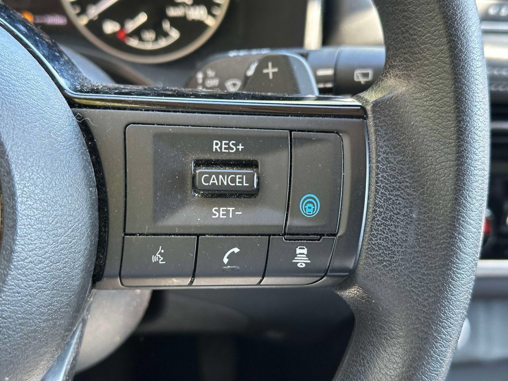 Used 2021 Nissan Rogue SV AWD/4WD image 20