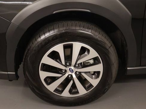 Used 2025 Subaru Outback Premium AWD/4WD image 8