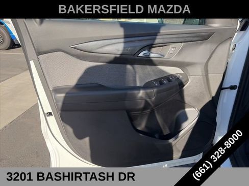 Used 2025 Chevrolet TrailBlazer LS w/ LS Convenience Package FWD image 17