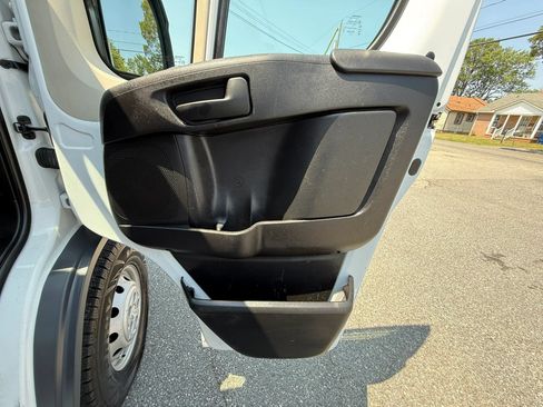 Used 2017 RAM ProMaster 1500 FWD image 37