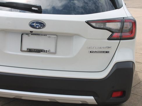 Used 2025 Subaru Outback Touring XT w/ Tech Package 3 AWD/4WD image 5