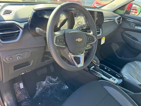 New 2026 Chevrolet TrailBlazer LT w/ Convenience Package image 7
