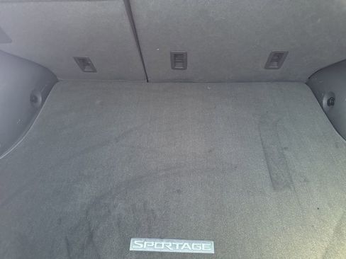 Used 2014 Kia Sportage LX image 9