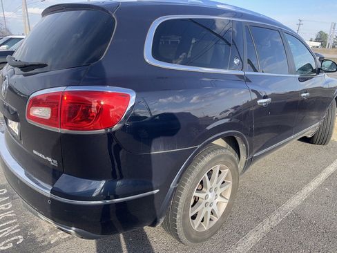 Used 2015 Buick Enclave Leather w/ Trailering Package image 4