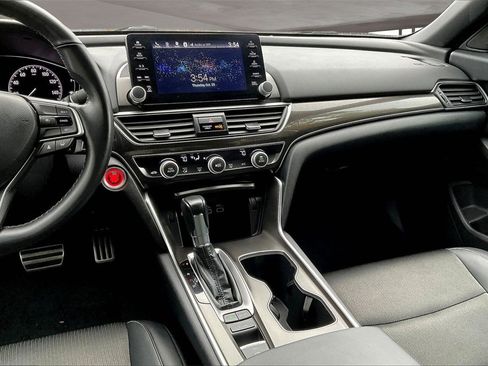 Used 2022 Honda Accord Sport image 9