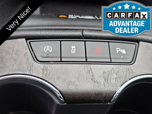 Used 2023 GMC Acadia Denali w/ Denali Ultimate Package AWD/4WD image 40