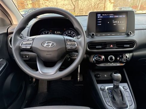 Certified 2022 Hyundai Kona SE image 20