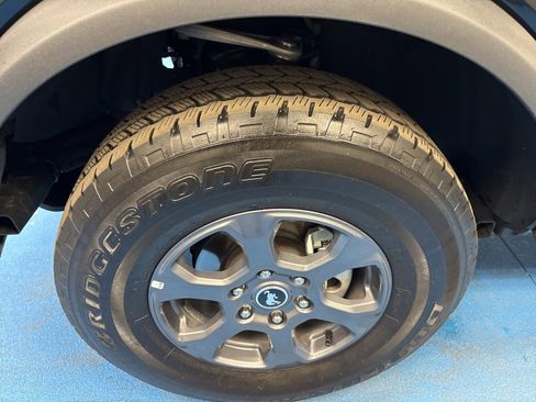 Used 2025 Ford Bronco Big Bend image 15