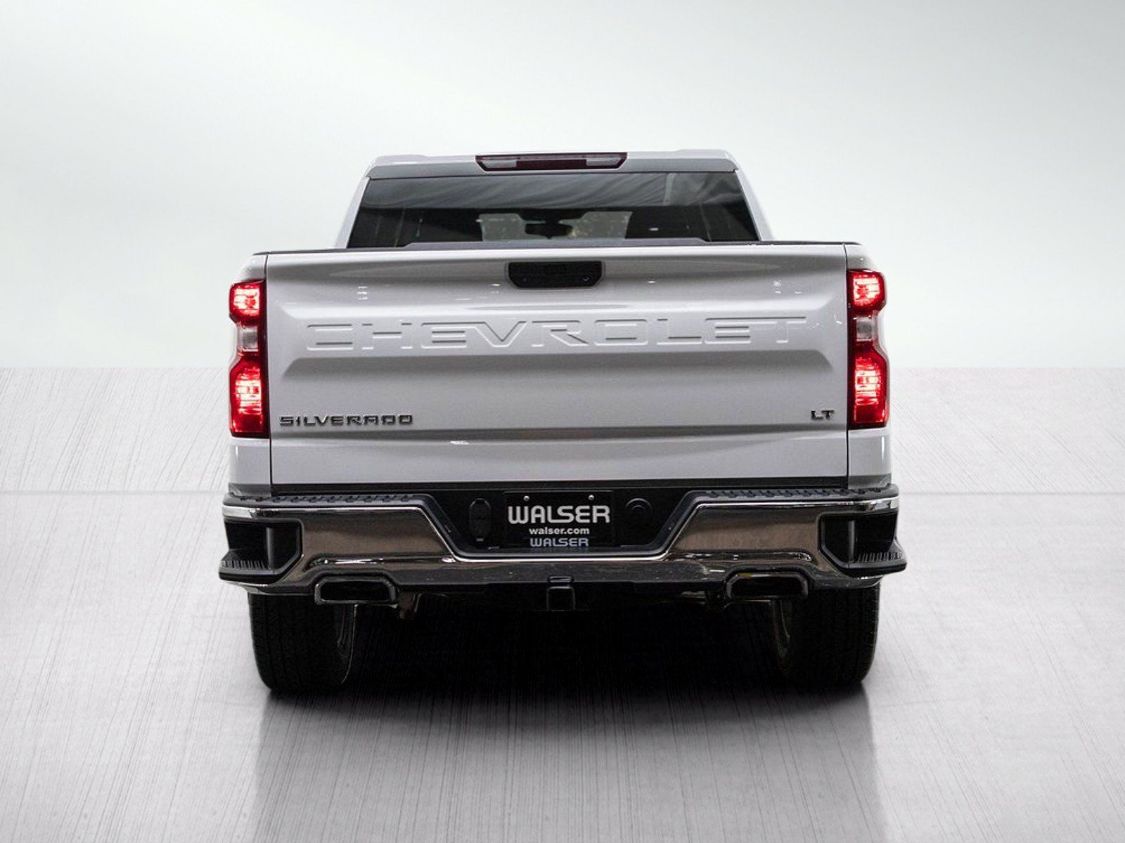 Used 2021 Chevrolet Silverado 1500 LT AWD/4WD image 4