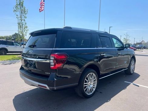 Used 2023 Ford Expedition Max Limited AWD/4WD image 5