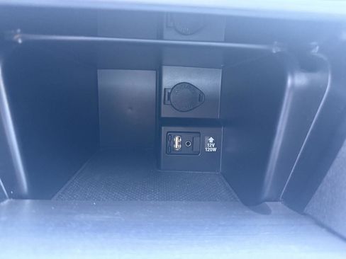 Used 2012 Toyota Camry SE w/ Convenience Pkg image 25