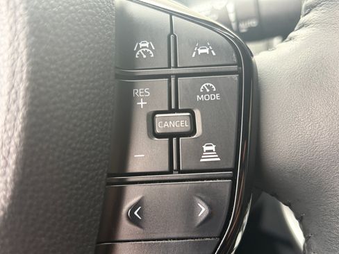 Certified 2025 Subaru Solterra w/ Limited Package AWD/4WD image 18