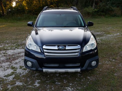 Used 2013 Subaru Outback 2.5i Limited w/ Moonroof Pkg image 19