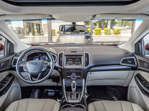 Used 2015 Ford Edge Titanium w/ Equipment Group 301A AWD/4WD image 3