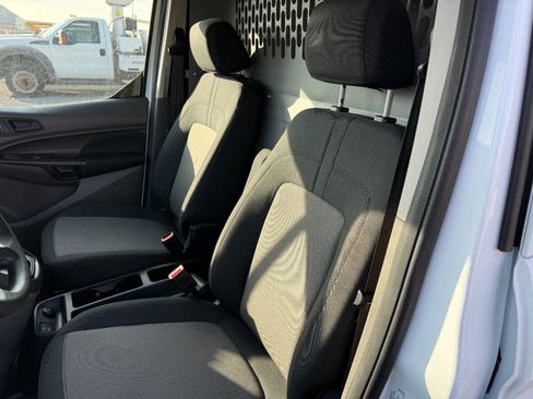 Used 2020 Ford Transit Connect XL image 16