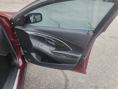 Used 2015 Buick LaCrosse Leather w/ Experience Buick Package AWD/4WD image 25