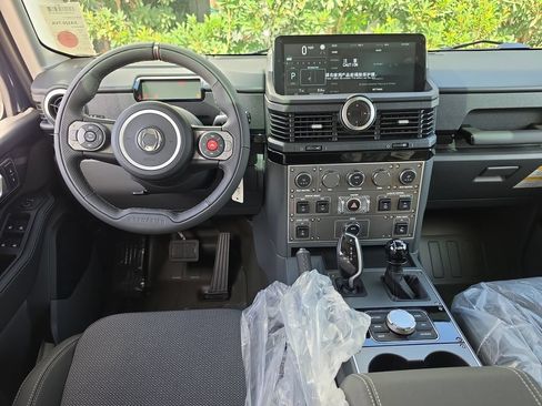 New 2025 INEOS Grenadier Station Wagon AWD/4WD image 14