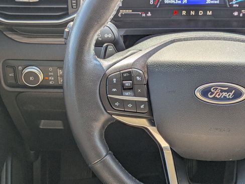 Used 2020 Ford Explorer Limited image 23