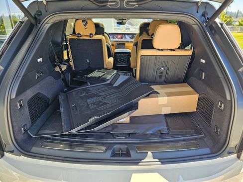 New 2026 Cadillac Escalade IQ Sport 2 w/ LPO, ONYX Package AWD/4WD image 14
