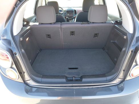 Used 2014 Chevrolet Sonic LT image 16