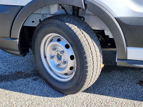 New 2026 Ford Transit 250 Low Roof image 28