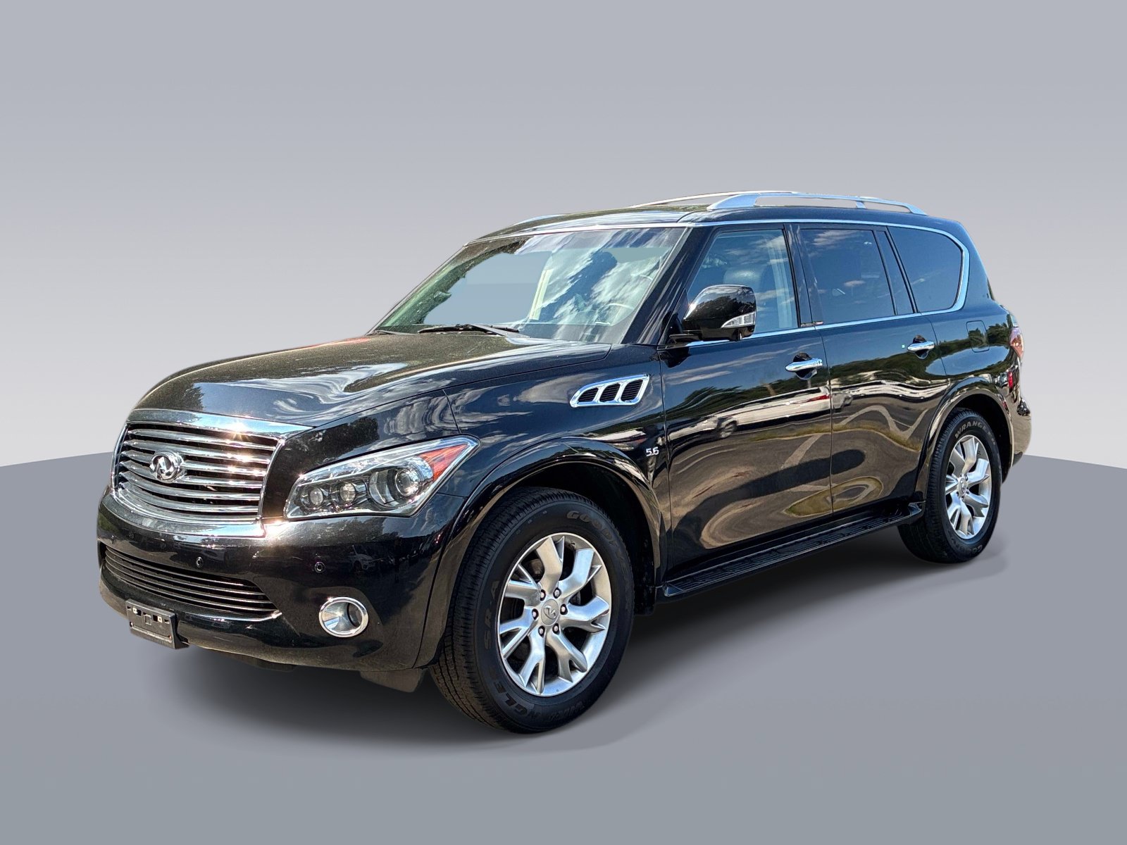 Used 2014 INFINITI QX80 4WD w/ Theater Package image 3