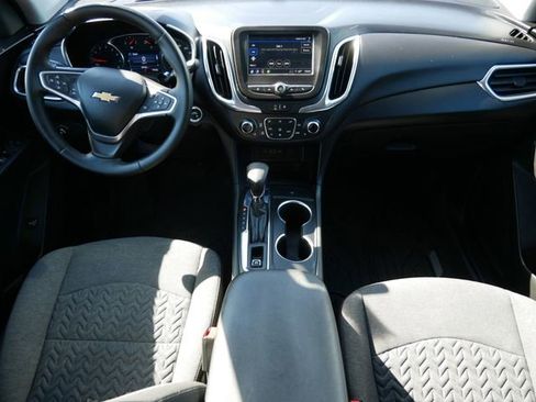 Used 2023 Chevrolet Equinox LT image 10