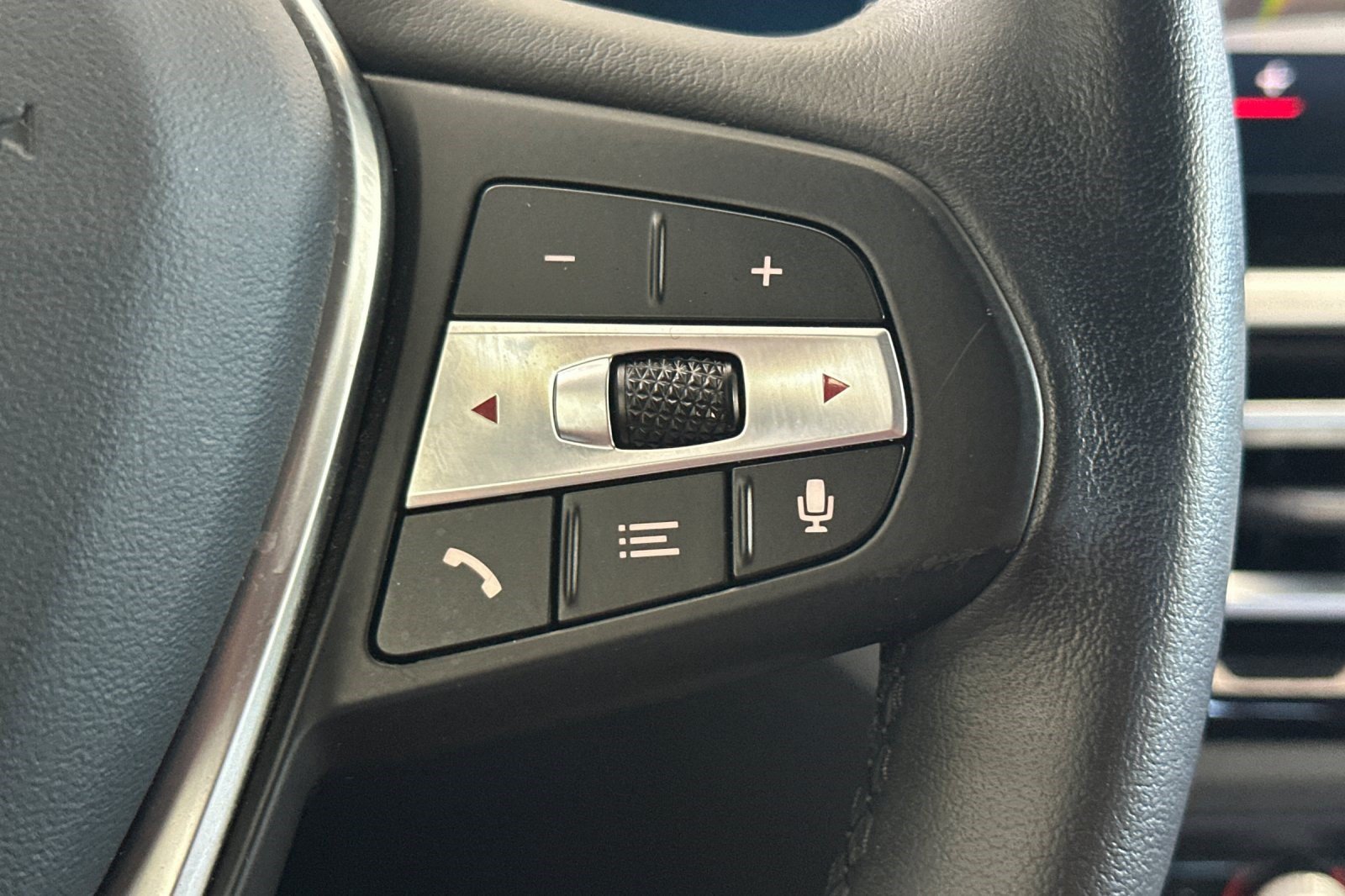 Used 2024 BMW i4 eDrive35 w/ Parking Assistance Package RWD image 31