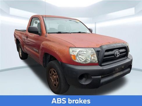 Used 2005 Toyota Tacoma 2WD Regular Cab image 4