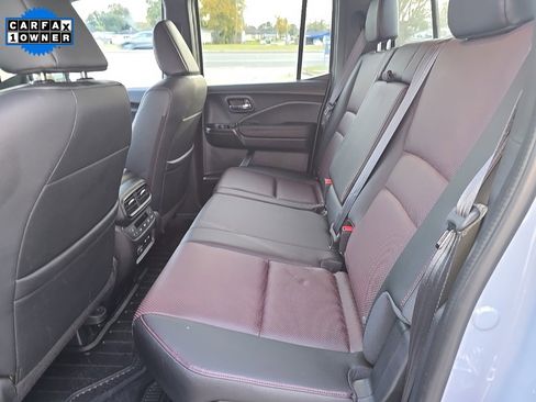Used 2025 Honda Ridgeline Black Edition image 30
