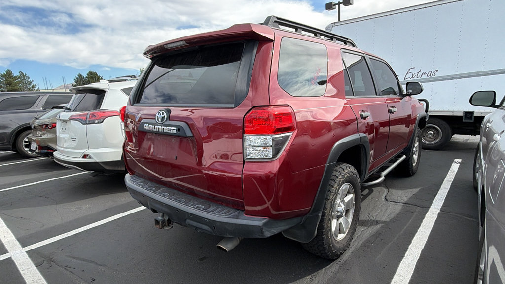 Used 2011 Toyota 4Runner Trail AWD/4WD image 2