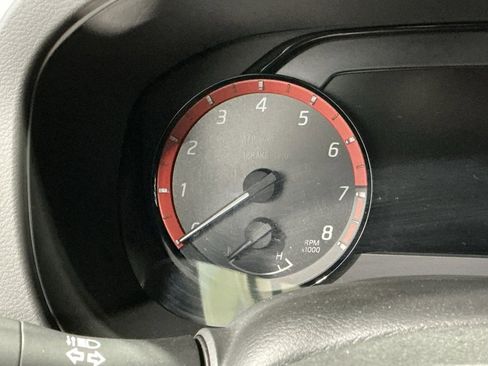 Used 2025 Nissan Frontier PRO-4X image 36